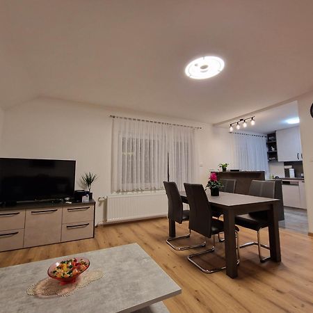 Vila Lastovka Ljubljana Extérieur photo